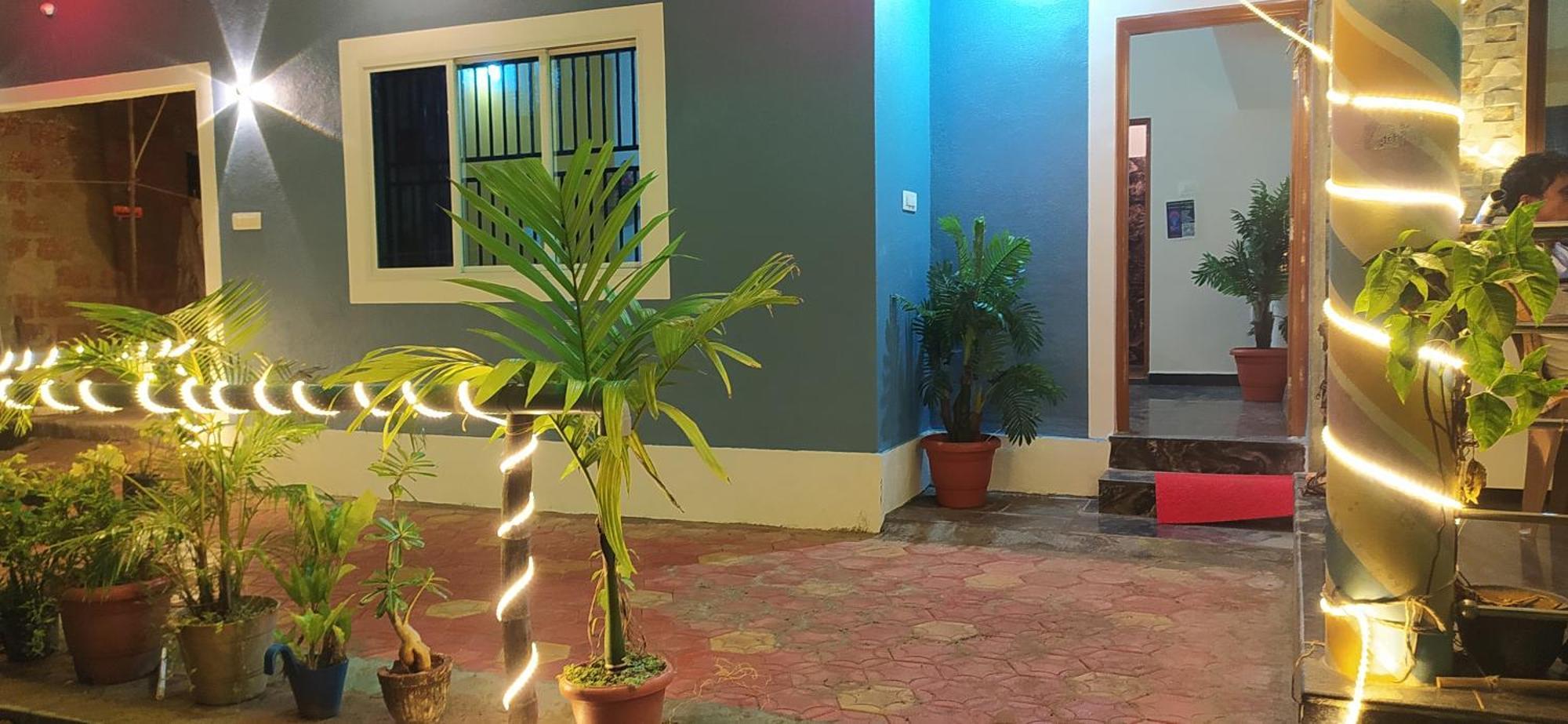 Ratnakar Arundekar Home Stay In Beach Side Ac Room Gokarna  Exterior foto